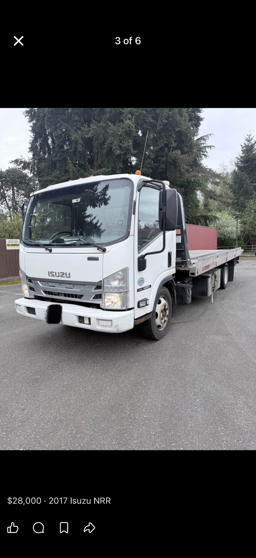 Classic Tow Isuzu NRR flatbed truck